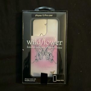 WILDFLOWER CASES Ai BUTTERFLY case